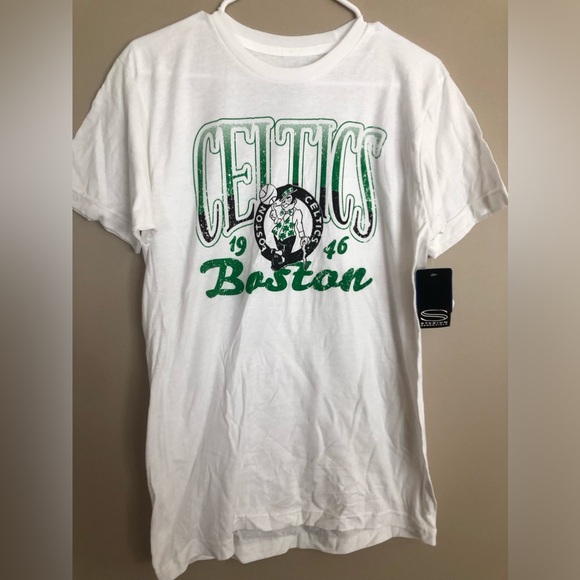 Boston Celtics Other - NWT  BOSTON CELTICS NBA Stadium Essentials Tshirt  Size M